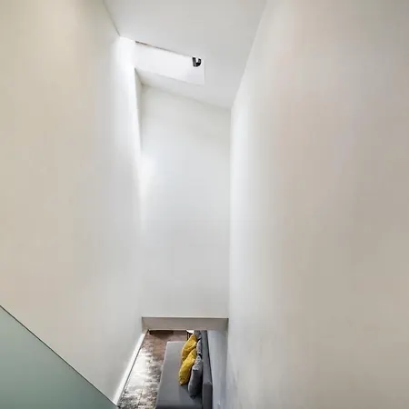 Cozy Ground Floor With Ac And Loft Bedroom By Lisbeyond Apartament Lizbona