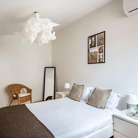 Lägenhet Cozy Ground Floor With Ac And Loft Bedroom By Lisbeyond Lisboa