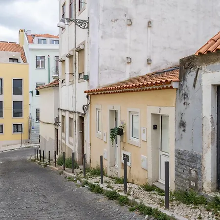 Cozy Ground Floor With Ac And Loft Bedroom By Lisbeyond Lisbon